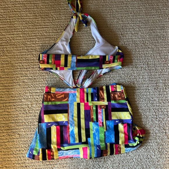 Colorful Geometric Bikini Set - Picture 3 of 6